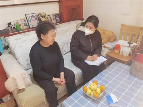 皇姑区华山街道鲲鹏社区：为民解困办实事 “三心”服务增福祉