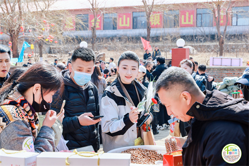 �����ִ�������Ȧ����Эͬ��չ������ƪ�� 2025��ǧ�����񻥶��Ρ�ʢ����Ļ ��վ��������˫��