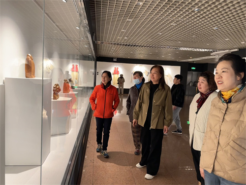 �����ִ�������Ȧ������Ļ�����֮�硱 ��Ʒչʢ����Ļ