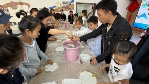 ʢ����������죬��Բ����ӭ����