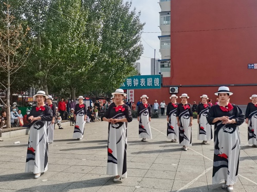 �ʹ��������ֵ���������������������ջ��ݣ�����ͬ�Ĺ����ҹ��黳