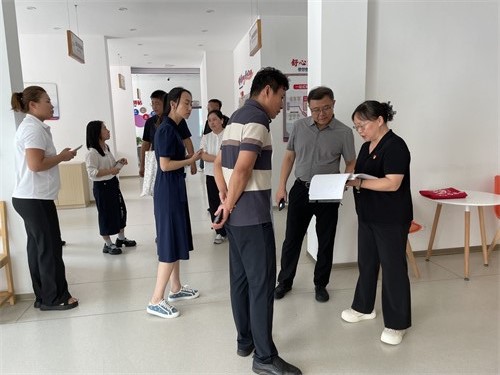 辽阳市各区委社会工作部部长一行到沈阳市皇姑区明廉街道明北社区党群服务中心参观调研